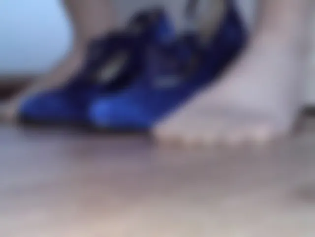 Die Blauen Heels zeigen (01 - spelunker)