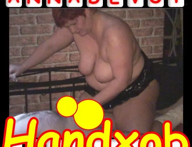 SKLAVEN zu meinem Vergnügen benutzt - HANDJOB Be