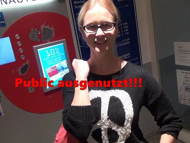 PUBLIC ausgenutzt - Fick vs. Parkschein im Einkaufscenter