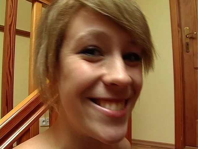 Frankfurter Handjob