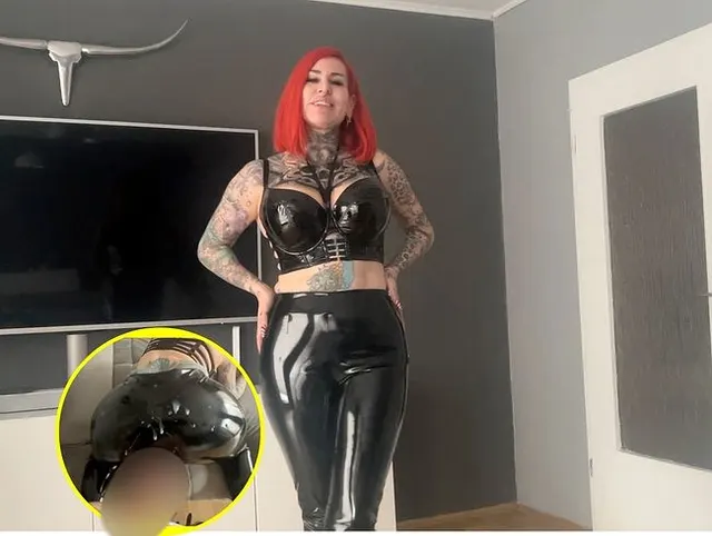 Harter Advents Drei-Loch-Fick für die Latex-Schlampe
