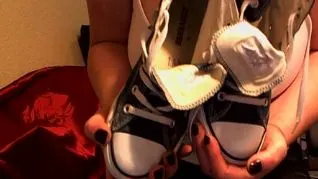 Socken-String-Chucks Anleitung lach für  meine kleinen devoten