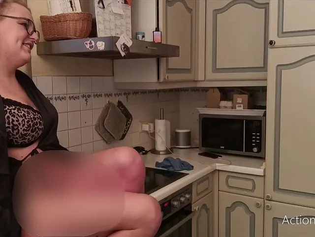 FUCK! Was war das denn?! Cumshot vom Stiefbruder!!!