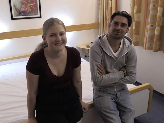 Julia und user Ulf 22cm ficken!!