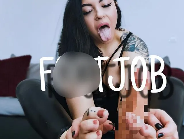 FOOTJOB endet im SPRINGBRUNNEN Fiasko(ohne Ton)