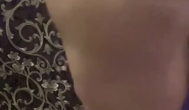 Vorschau aus Creampie: in meiner Vagina und spiele mit meiner Klitoris! Es ist eine tolle Stellung und ich liebe Sex.