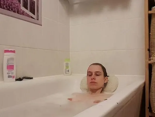 Beim Baden gepisst