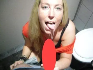 Dicken Userschwanz in Bar leer gewichst!!!