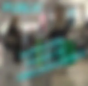 PISSEN IN UMKLEIDKABINE BEI C&....