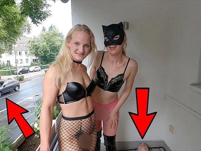 User Piss Treffen #4. Public auf dem Balkon