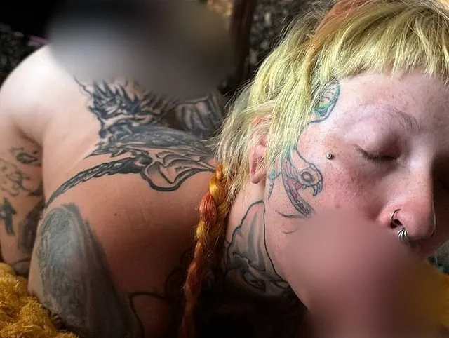 Vorschau aus Blowjob: Schlampe schluckt dein Sperma!