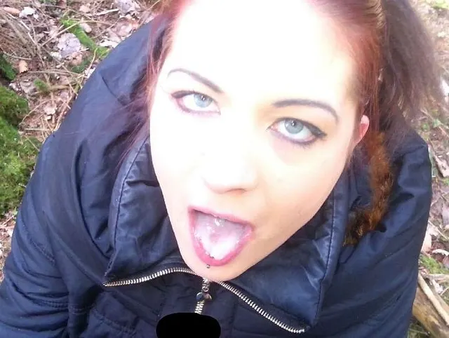 Sperma Hase schluckt Outdoor