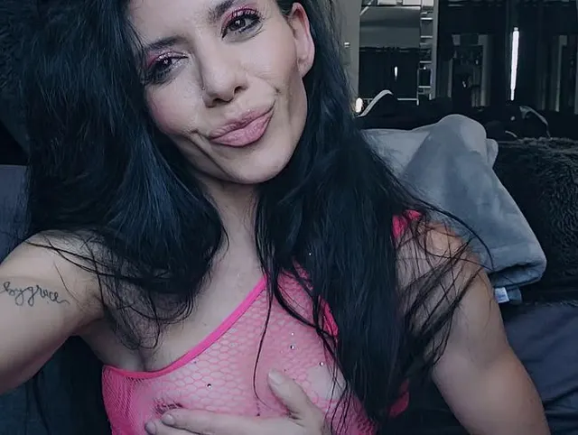 Natalie Carter – Just Pussy – Vollständige Pussy-Öffnung und grafisches Spiel