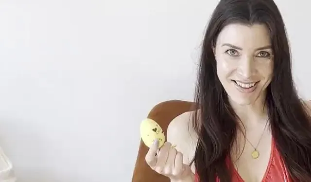 Hi ich wollte dir einfach mal Frohe Ostern wünschen! :)