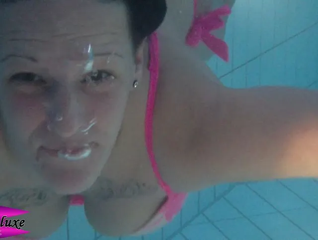 NS-Fetisch #11 - Skandal im Schwimmbad