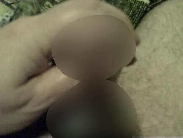 kleinen Penis mit dirtytalk leer gewichst