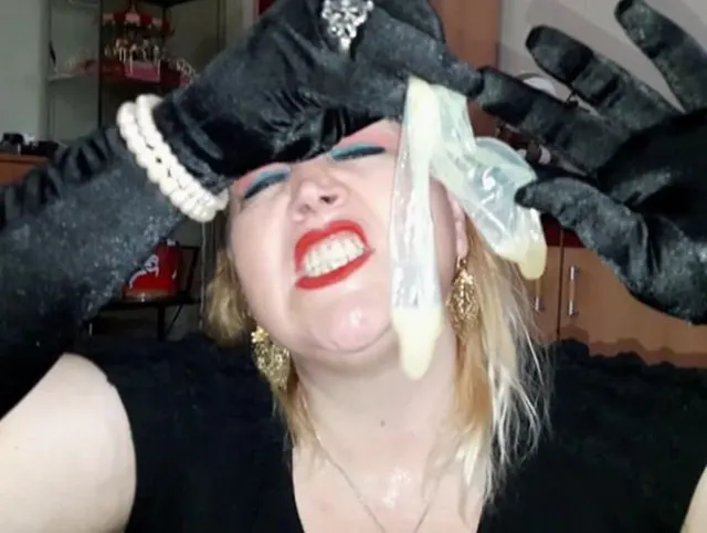 Das Spermakleid - Eigesaut zu Nikolaus