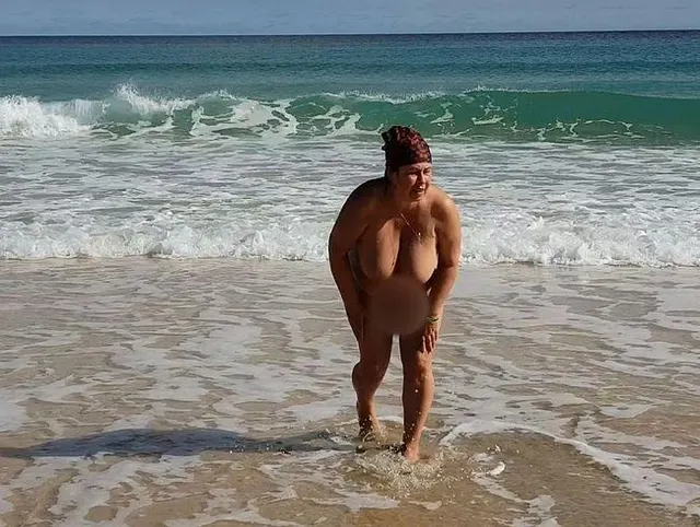Baden am Strand von Fuerteventura