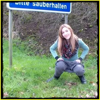 Public mitten am Rastplatz gepisst!