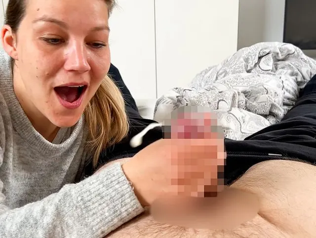 Wenn ich über fremde Schwänze spreche, spritzt er immer heftig ab!