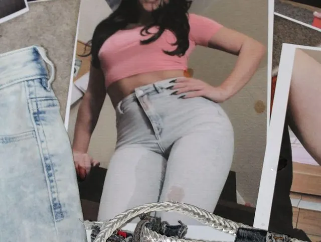 Wichsen auf Glamour Bitch ihre Bilder- Piss Fotze und geilen M60 Hosen