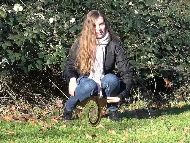 Pissen im Freien