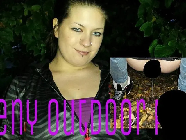 Teenie Ourdoor Piss!