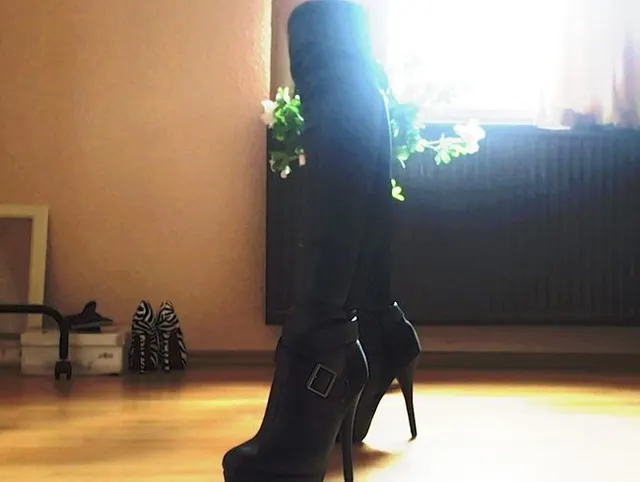 Jede brave Zahlsau macht das so!! *Fetisch - Financial Domination!*
