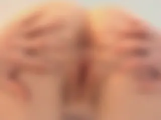 PO ZOOM VON HINTEN