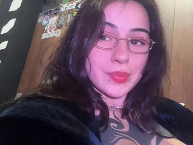 Kannst du erraten, was dieses süße Gesichtchen verbirgt?