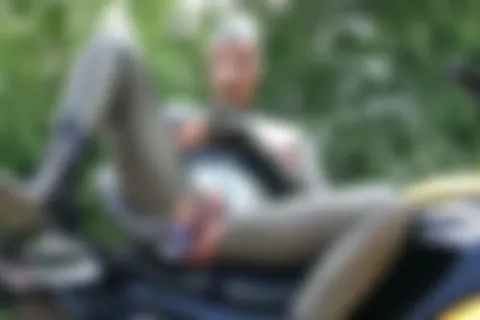 Pissen auf dem Bike