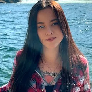 Profilbild von Luna Lynn