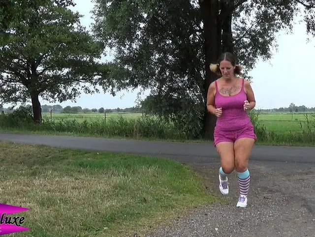 NS-Fetisch #35 - Jogging Piss Pause