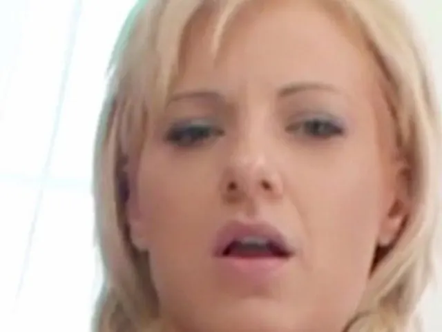 In den Arsch und Sperma in die Fotze