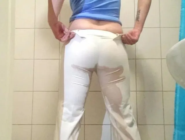 Weisse Hose vollgepisst Teil 9